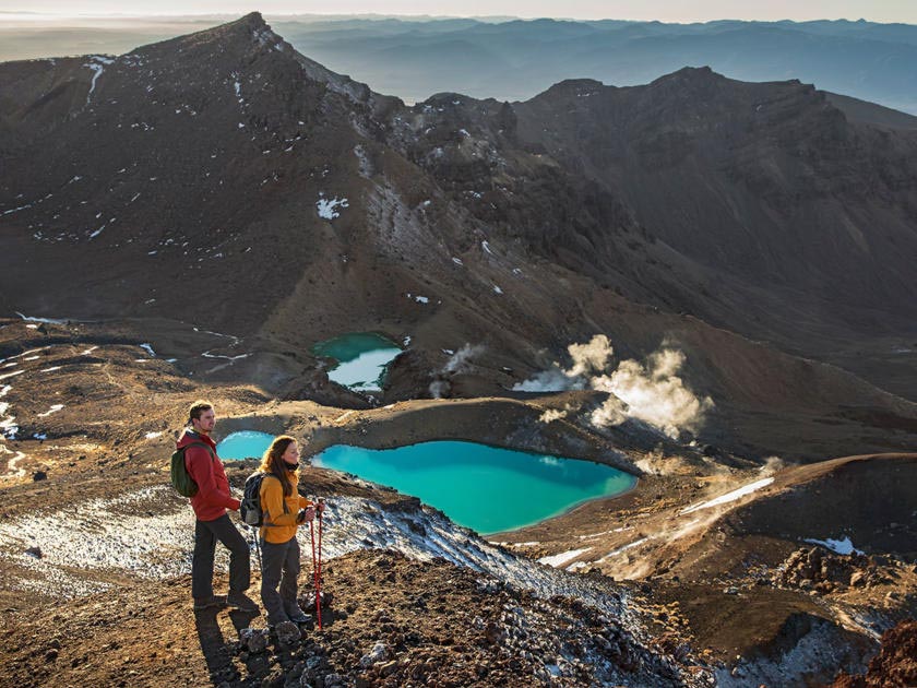 Hiking Tongariro 800x600